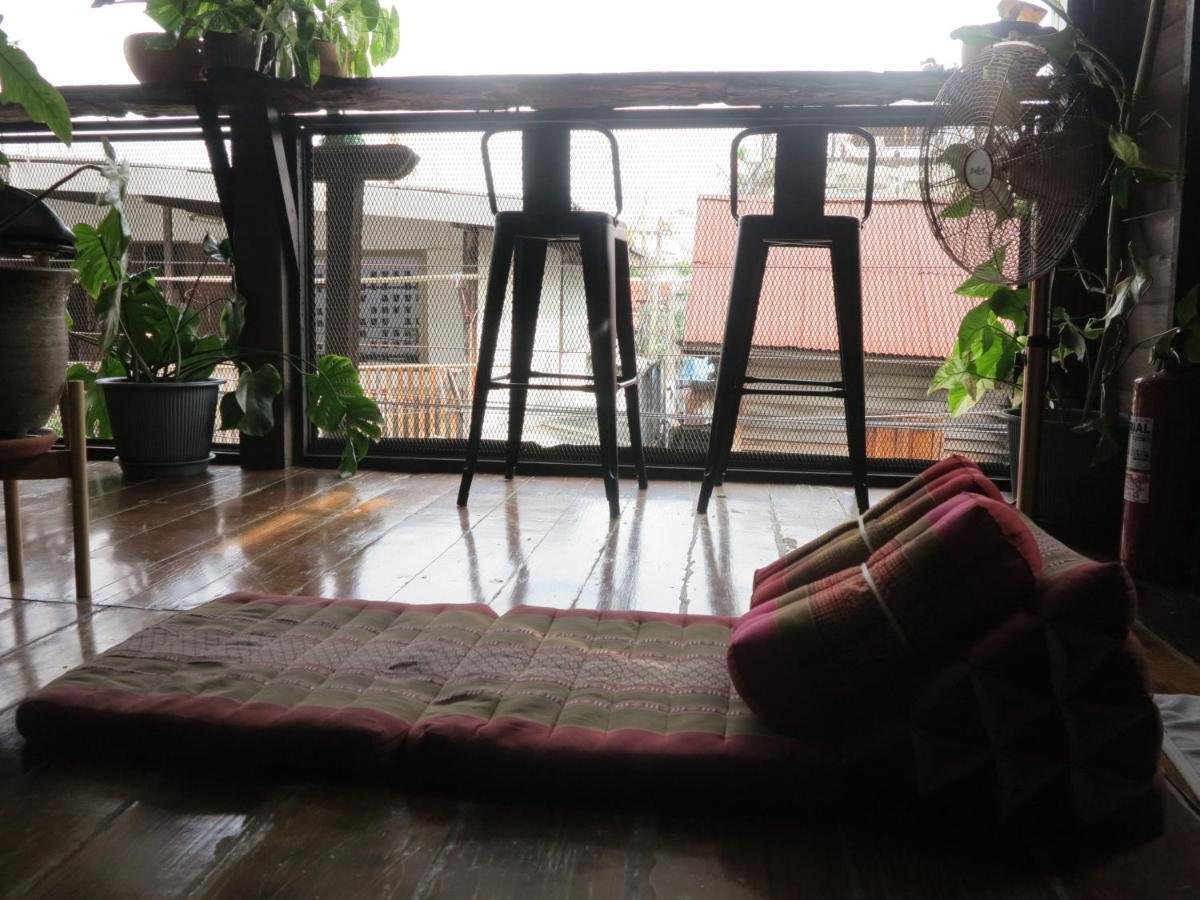 Non House Bangkok บ้านนอนโฮสเทล Luaran gambar